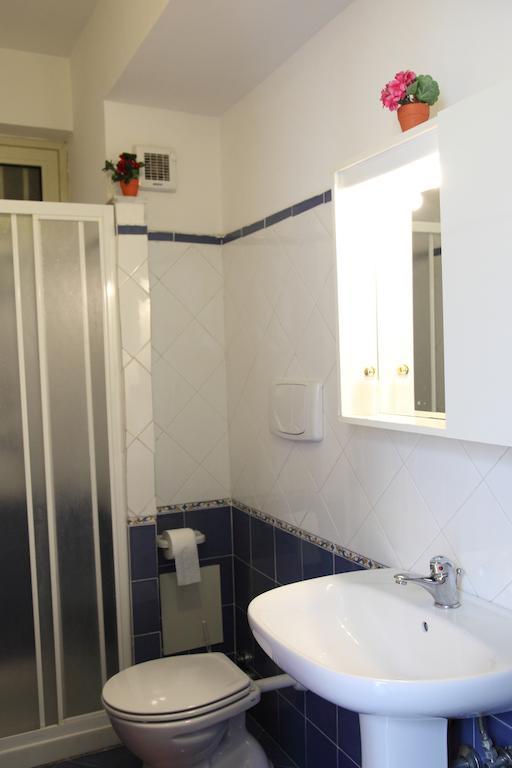 Bed And Breakfast Gigi Furci Siculo Ngoại thất bức ảnh